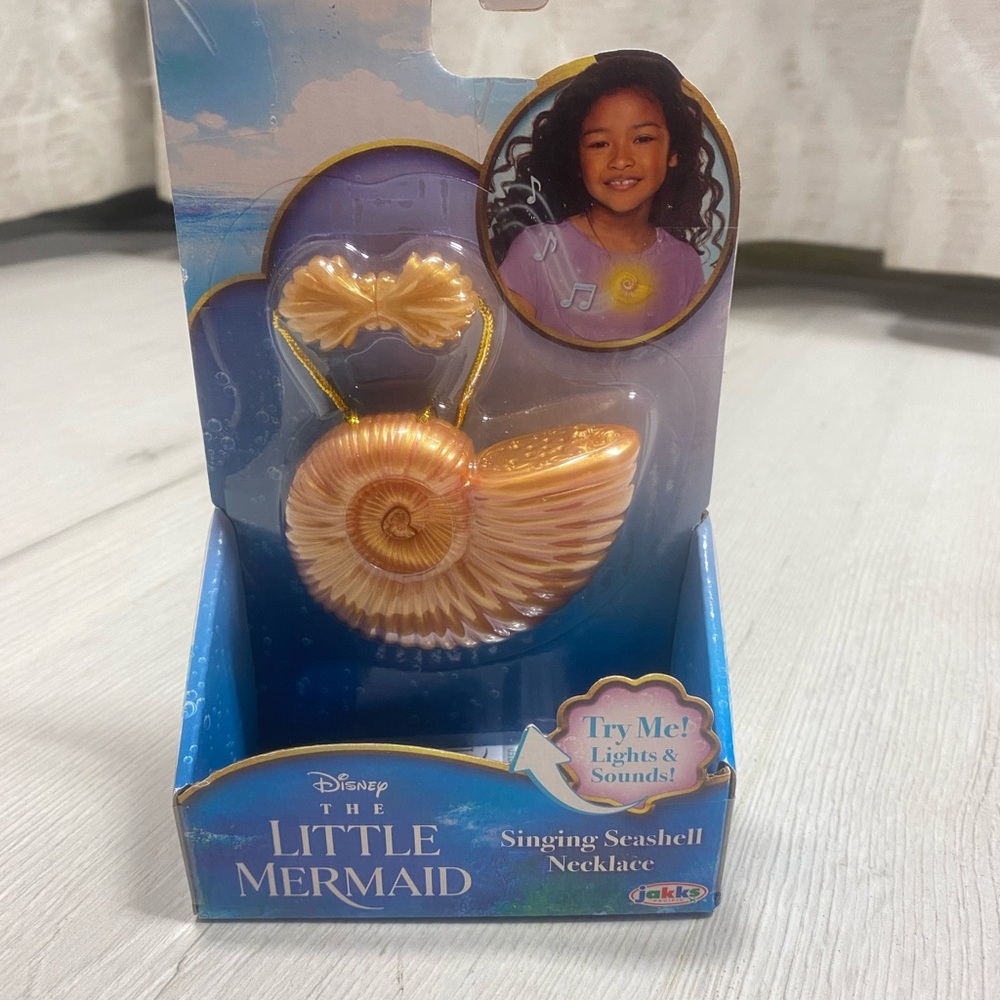 Disney Little Mermaid Gold Seashell Necklace